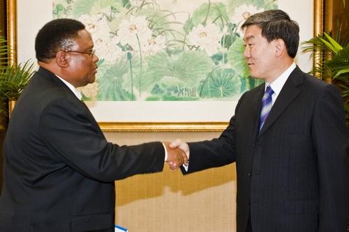 Vice Minister Niu Dun Meets with Namibian Minister of Fisheries and Marine Resources