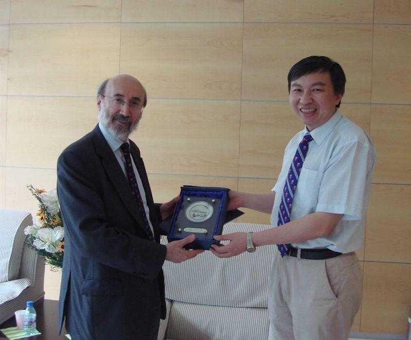 VP of City University, London Visited Tianjin University