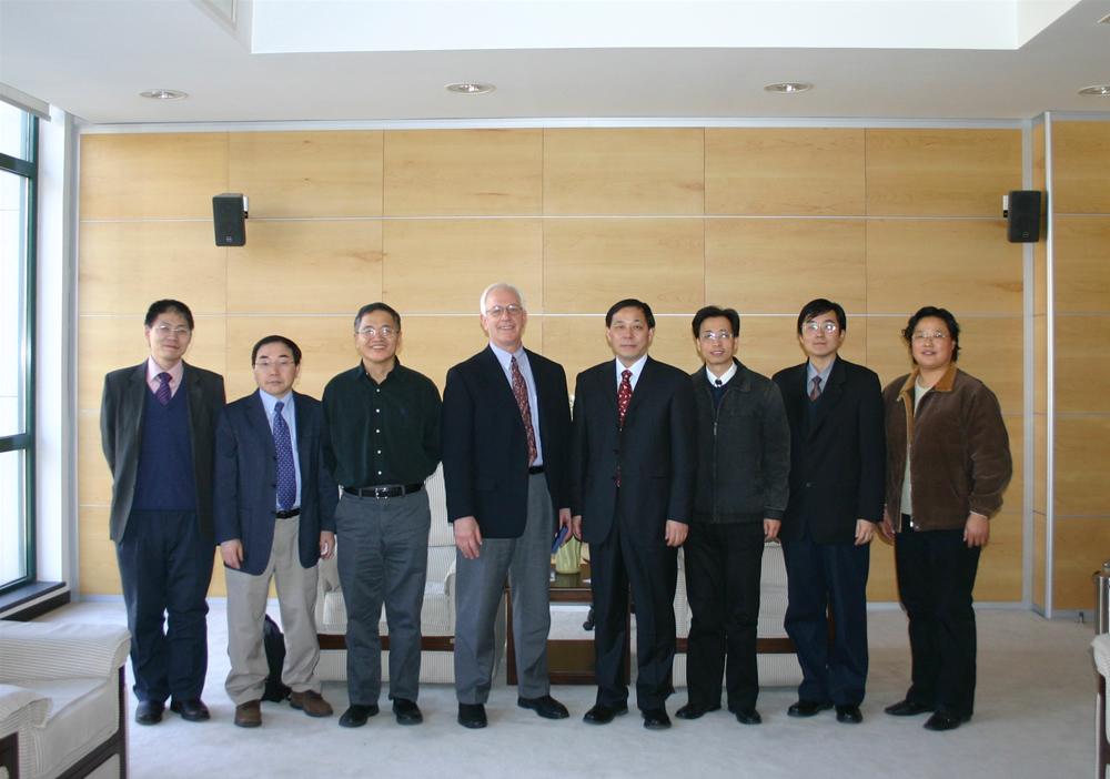 Delegation from General Motors Corporation visited Tianjin University