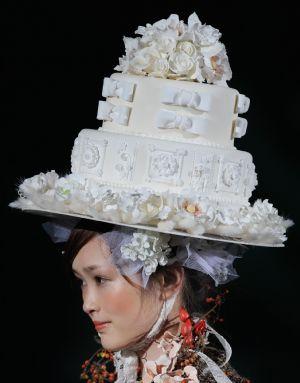 Sweet headwears displayed at Tokyo Sweets Collection 2009