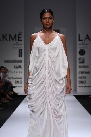 Lakme Fashion Week: RISHTA by Arjun