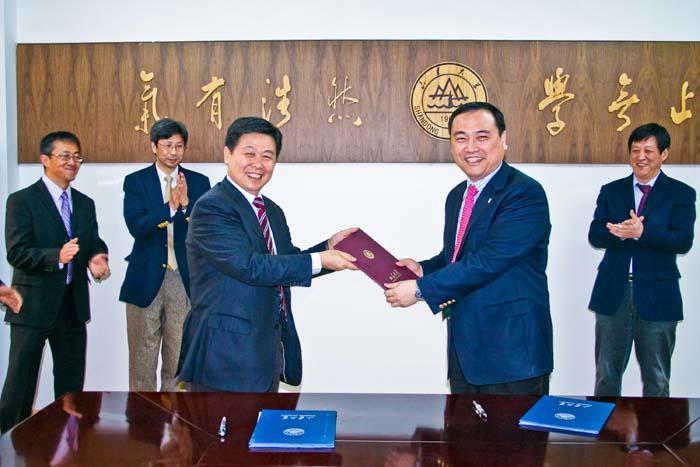 SDU Held Appointment Ceremony for National Distinguished Visiting Professor Dr. Wang Xingli