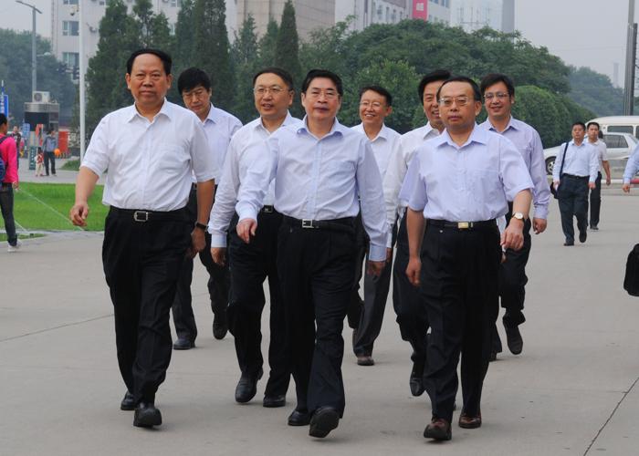 YUAN CHUNQING, SECRETARY OF SHANXI PROVINCIAL PARTY COMMITTEE, VISITS SHANXI UNIVERSITY FOR INSPECTION AND EXTENDS HIS REGARDS TO ALL TEACHERS AND STUDENTS