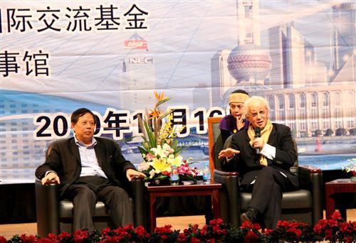 Japanese famous architecture designer Arata Isozaki gave speech at Tongji