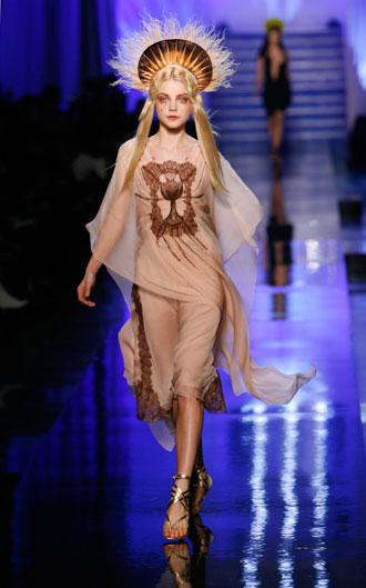 Spring-Summer 2007 Haute Couture fashion collection