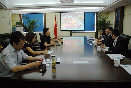 Korean Patent Office Special Official Yu Bingde Visited Sichuan Bureau