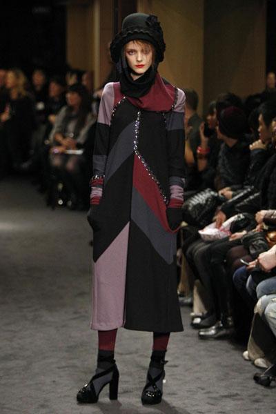 Sonia Rykiel F/W 2009/10 collection at Paris Fashion Week