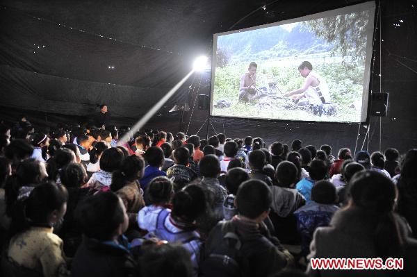 Mobile cinemas promote patriotism in E China   s Anhui