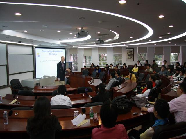 Fulbright Scholar Prof. Steven J. Balla Visiting JNU