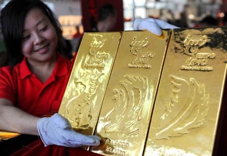 Gold shines as investors hunt for a safe haven