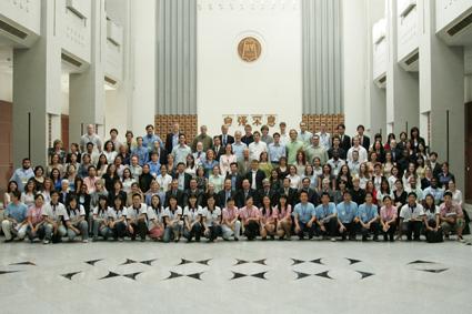 Yale University Delegation Visits Tsinghua