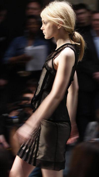 Christopher kane 2009 A/W collection at London Fashion Week