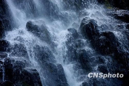Frozen waterfall of Huangshan Mountain