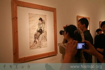 Fang Zengxian holds a figure painting exhibition