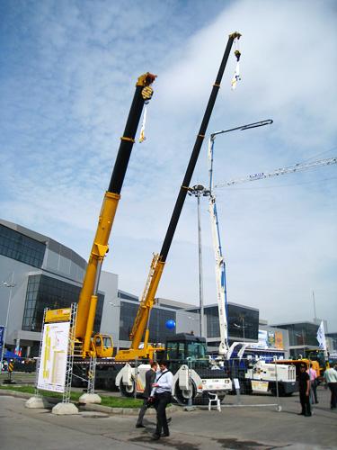 XCMG grandly exhibited at 11th CTT in Russia