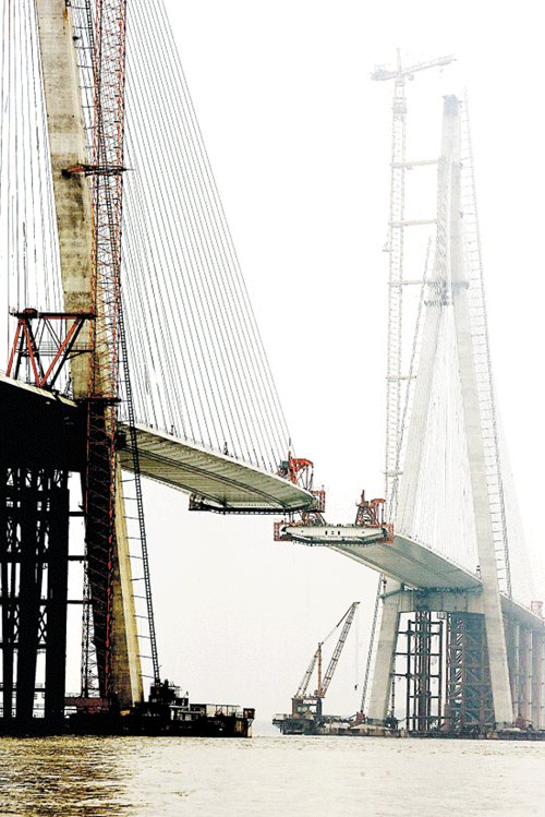 Sutong Bridge, China manufactures' confidence