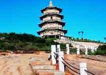 The sister-in-law travels in the tower  Quanzhou of China