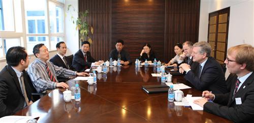 Prof. Schiewer, Rector of University of Freiburg, Visits Tongji