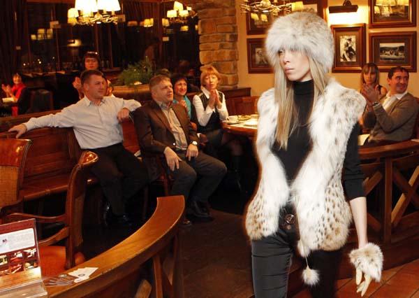 Attraction of fur & leather: Irina Dubrovina show held in Russia