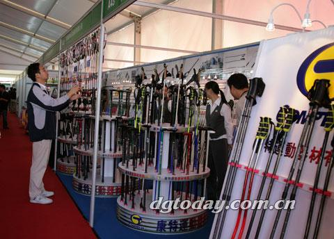 China (Tangxia) Golf Sporting Goods Fair 2010 opens today