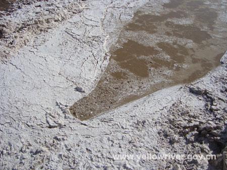 Hukou section: Ice jam flooded