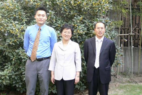 Dean of International Department of American Suffolk University Mr Wu Dan Visited SIFT