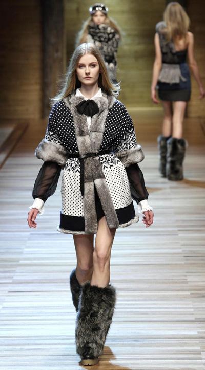 Milan Fashion Week: D&G Fall/Winter 2010/11 Women's collection