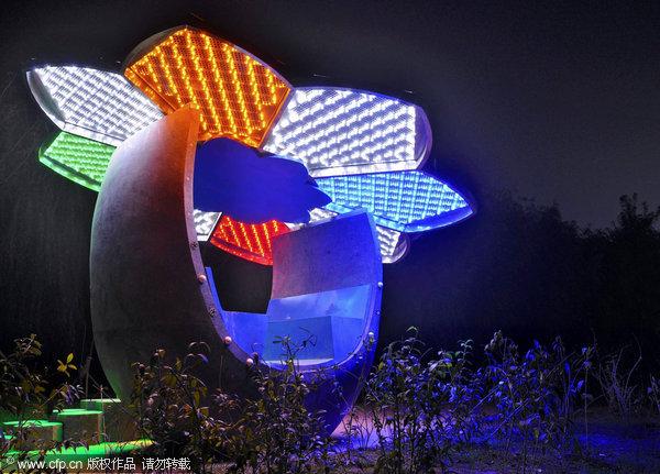 World's largest solar powered optical sculptures park opens