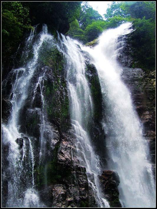 5 Pools and 18 Waterfalls in Jinggang Mountain