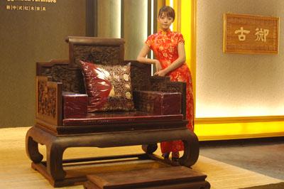 Turnover of China (Dachong) Rosewood Furniture Fair reached top 1 billion yuan