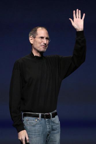 Apple CEO Steve Jobs resigns