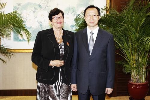Minister Han Changfu Meets with Finnish Minister of Agriculture and Forestry