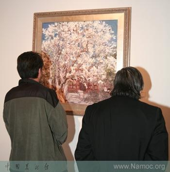 An oil painting exhibition of Jin Zhilin is on display