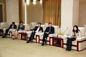 LING Guangzhi, chief editor of Xinhua News Agency, Guangdong Branch, visits SCUT