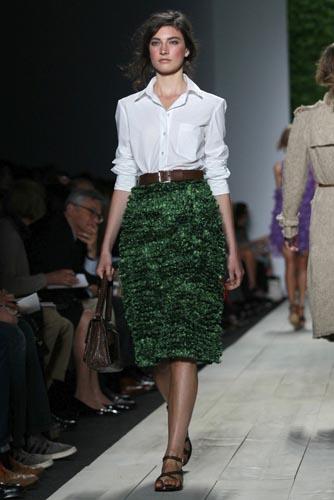 Simplicity graces runway of Michael Kors show at NY Fashion Week