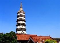 Shake the wind tower and travel in An   qing  An   qing of China