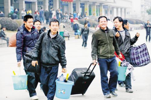 Migrant workers from all parts of the country invaded Shaoxing for jobs