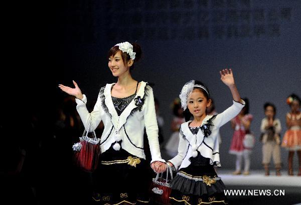 Children models at Dalian fashion festival