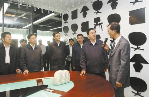 Vice Premier Zhang Dejiang visits Dongguan