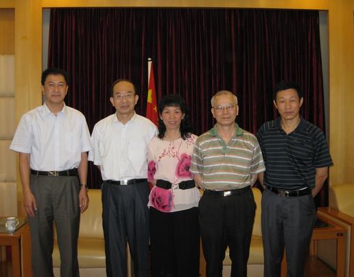 CPC  Secretary  Sui  Meets  with  Alumnus  from  Australia