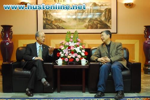 Advisors from Si Yuan Foundation Visited HUST