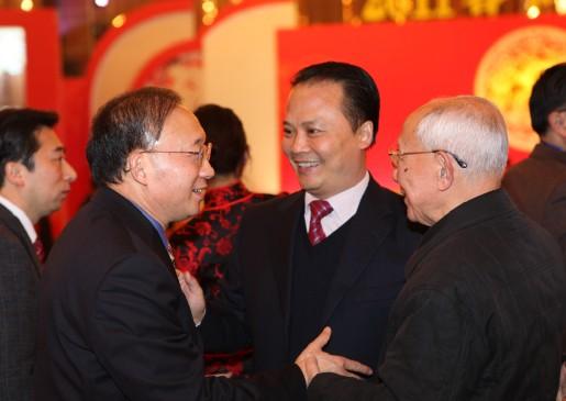 Chairman  Liu  invited  to  the  provincial  greeting  gathering