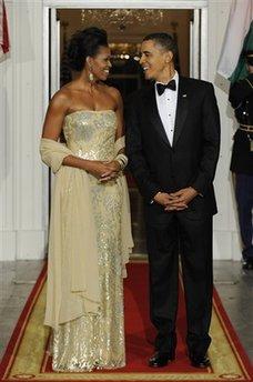 First lady wears Naeem Khan gown to state dinner