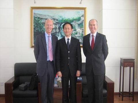 President of British Institute of Chartered Shipbrokers Visits SMU