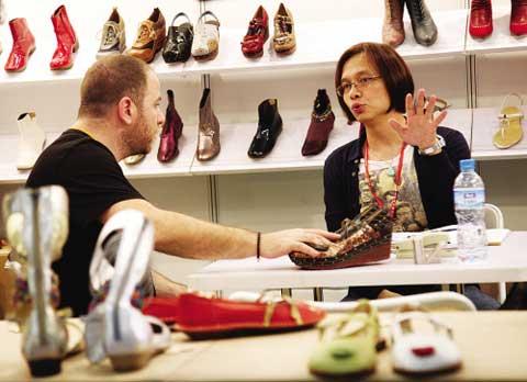 11th Dongguan China Shoes, Shoetec open yesterday