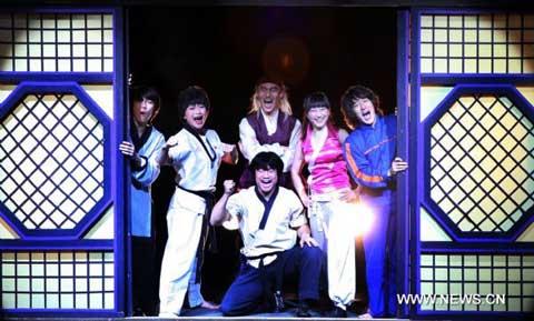 Kung Fu comedy amuses audience in Dongguan