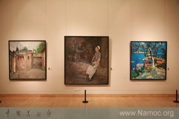 Yan Zhenduo holds an oil painting exhibition