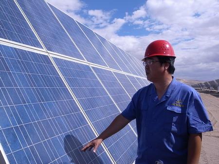 Dunhuang solar PV plants to be finished in July