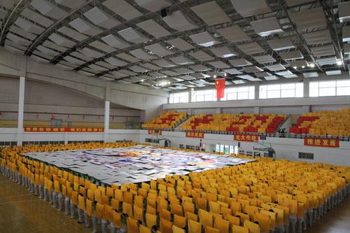 SSPU solemnly held 2010 Shanghai World Expo volunteer mobilization oath-taking assembly