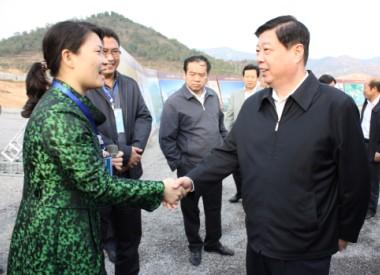 Jiang Yikang, Secretary of Shandong Provincial Party Committee, inspected the site of Evergrande   s Xueye Project